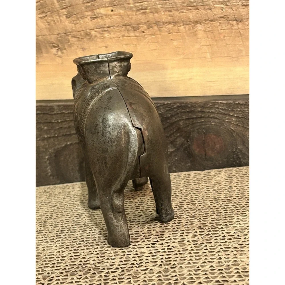 Antique Cast Iron‎ 